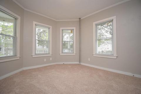 20 Bloomfield St, Springfield, MA 01108 photo 7