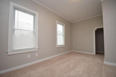 20 Bloomfield St, Springfield, MA 01108 photo 18