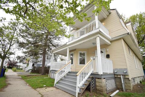 20 Bloomfield St, Springfield, MA 01108 photo 3