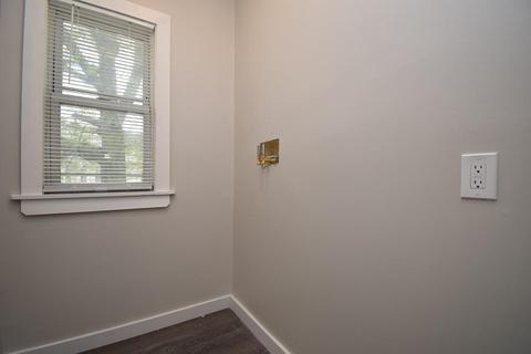 20 Bloomfield St, Springfield, MA 01108 photo 28