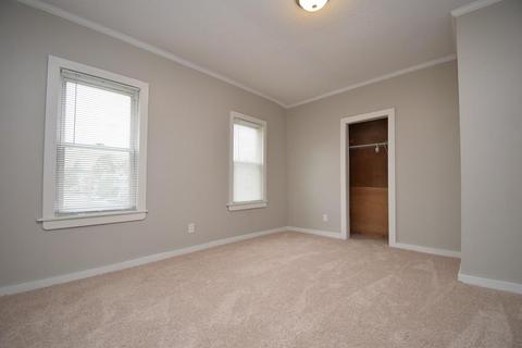20 Bloomfield St, Springfield, MA 01108 photo 31