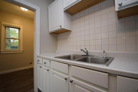20 Bloomfield St, Springfield, MA 01108 photo 15