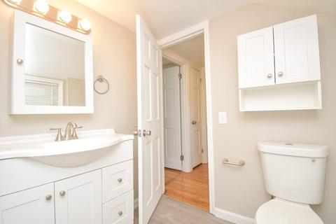 92 Jardine St, Springfield, MA 01107 photo 21
