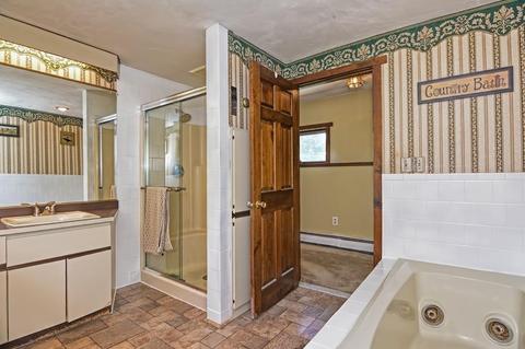 22 Maple St, Brookfield, MA 01506 photo 29