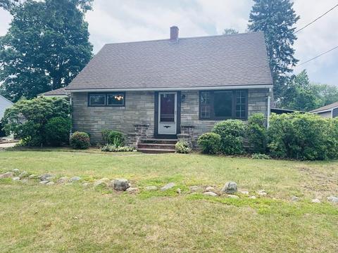 34 Ogden St, Springfield, MA 01151 photo 3