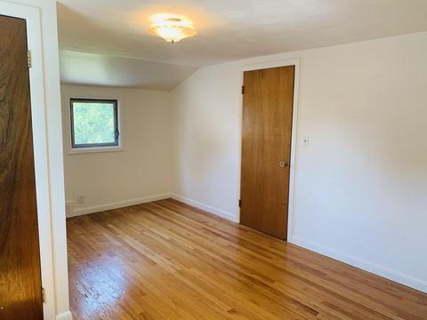 34 Ogden St, Springfield, MA 01151 photo 12
