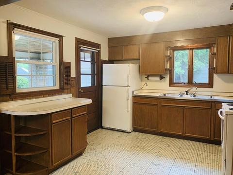34 Ogden St, Springfield, MA 01151 photo 20