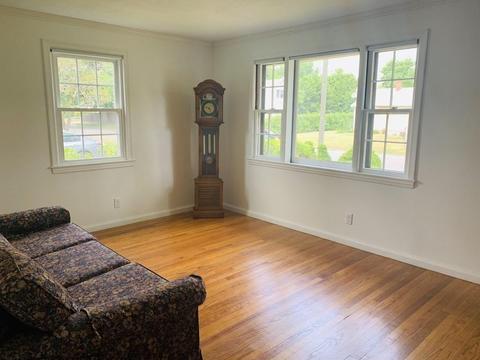 34 Ogden St, Springfield, MA 01151 photo 8