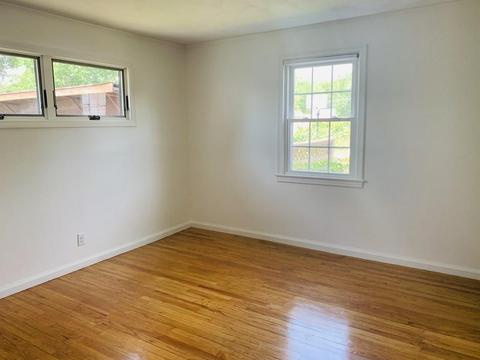 34 Ogden St, Springfield, MA 01151 photo 9
