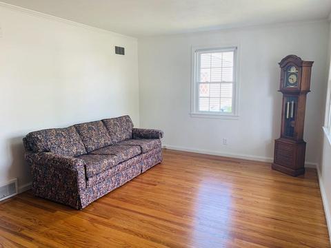 34 Ogden St, Springfield, MA 01151 photo 7