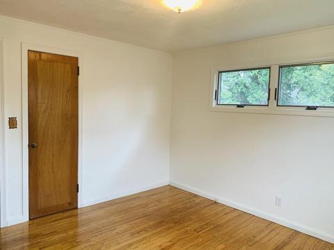 34 Ogden St, Springfield, MA 01151 photo 10