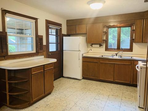 34 Ogden St, Springfield, MA 01151 photo 18