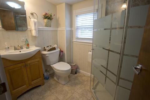 93 Francis St, Springfield, MA 01104 photo 14