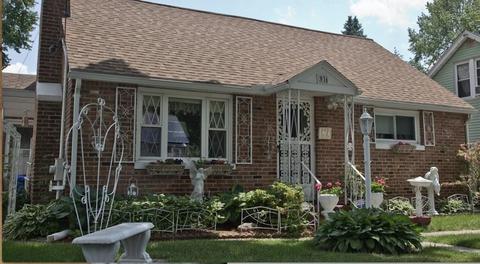 93 Francis St, Springfield, MA 01104 photo 2