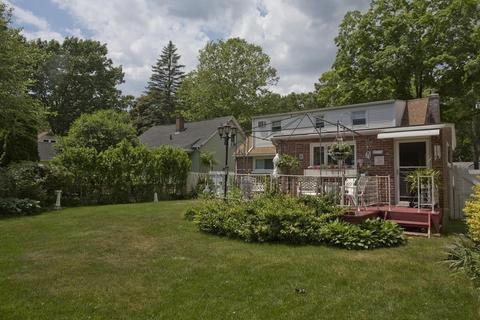 93 Francis St, Springfield, MA 01104 photo 16