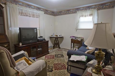 93 Francis St, Springfield, MA 01104 photo 9