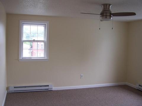 75 Cabot St #13, Beverly, MA 01915 photo 8