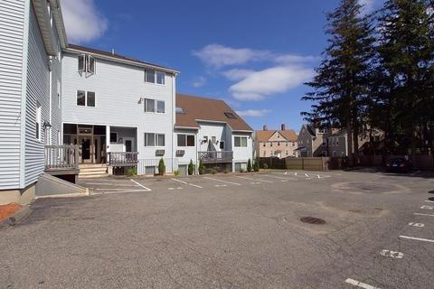 75 Cabot St #13, Beverly, MA 01915 photo 3