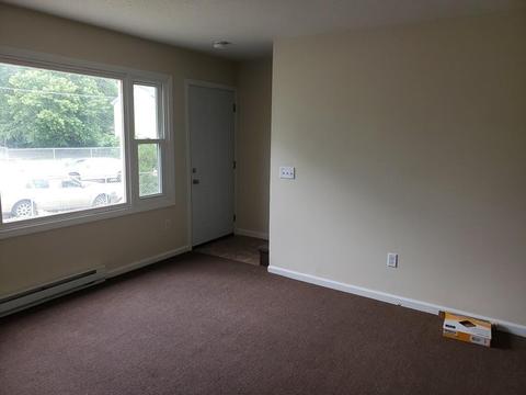 42 Chester St, Springfield, MA 01105 photo 4
