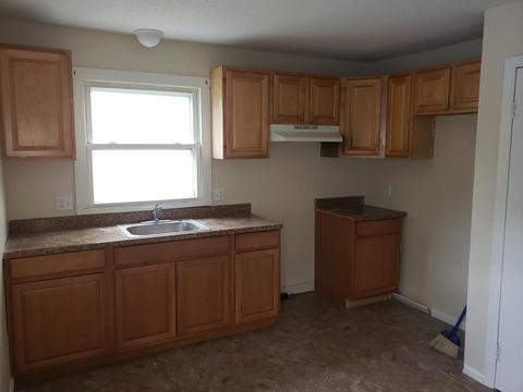 42 Chester St, Springfield, MA 01105 photo 2