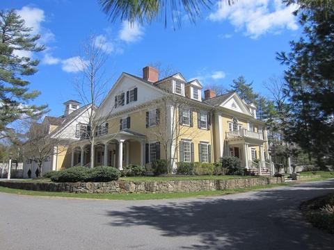 124 Dover Rd, Wellesley, MA 02482 photo 1