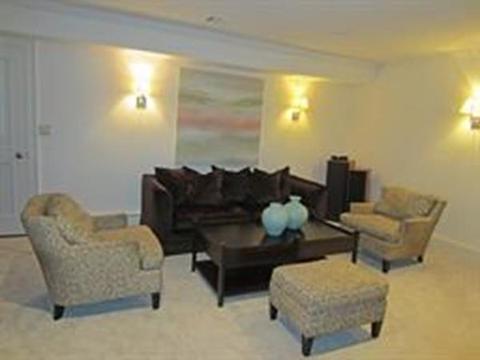 124 Dover Rd, Wellesley, MA 02482 photo 13