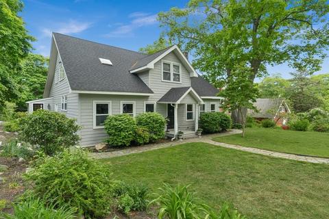 3 Lake Rd, Gloucester, MA 01930 photo 2