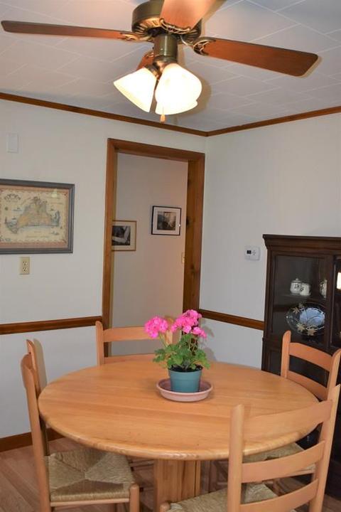 72 Strong St, Easthampton, MA 01027 photo 14