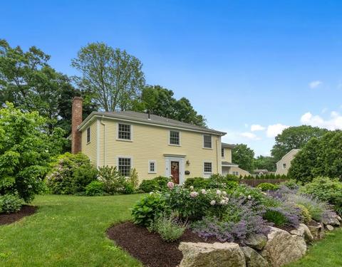 9 Northgate Rd, Wellesley, MA 02481 photo 1