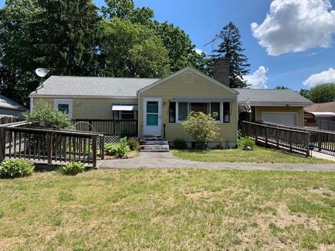 49 Leo Dr, Chicopee, MA 01020 photo 2