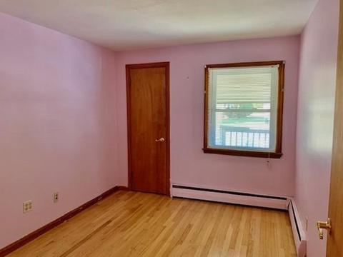 49 Leo Dr, Chicopee, MA 01020 photo 14
