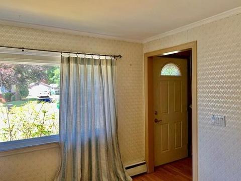 49 Leo Dr, Chicopee, MA 01020 photo 11