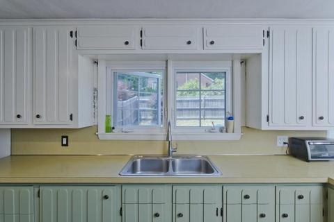 110 Tower Rd, Ludlow, MA 01056 photo 10
