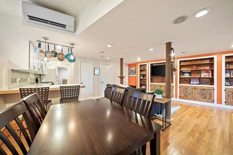 34 Garrison Rd #1B, Brookline, MA 02445 photo 9