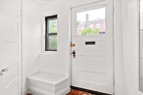 34 Garrison Rd #1B, Brookline, MA 02445 photo 3