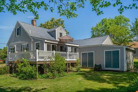 16 Elm St, Townsend, MA 01469 photo 1