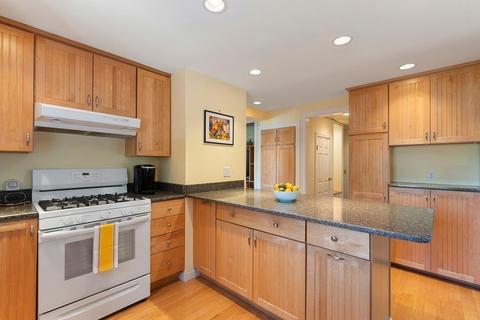 16 Elm St, Townsend, MA 01469 photo 3