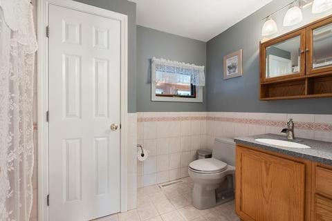 16 Elm St, Townsend, MA 01469 photo 10