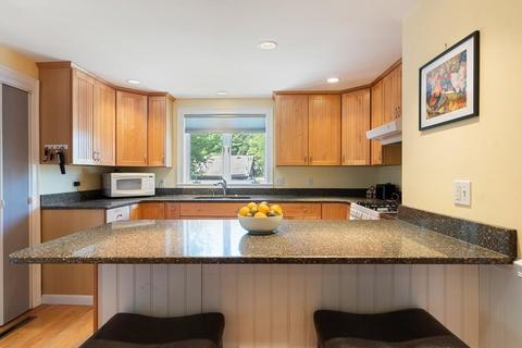 16 Elm St, Townsend, MA 01469 photo 5