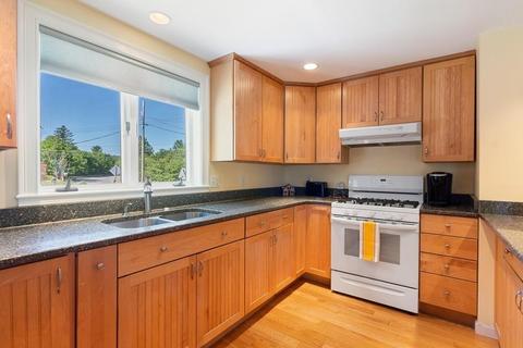 16 Elm St, Townsend, MA 01469 photo 4