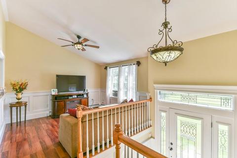 25 Riverside Dr, Webster, MA 01570 photo 18