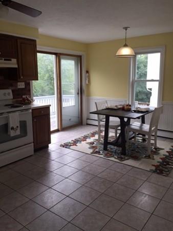 53 4th St, Worcester, MA 01602 photo 4