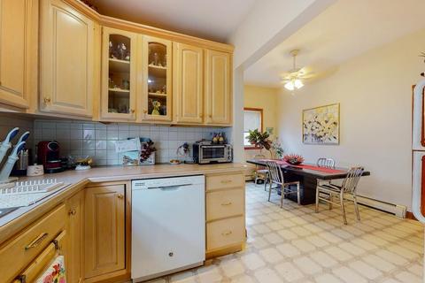 241 Everett St, Boston, MA 02134 photo 4