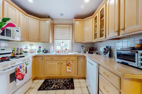 241 Everett St, Boston, MA 02134 photo 6