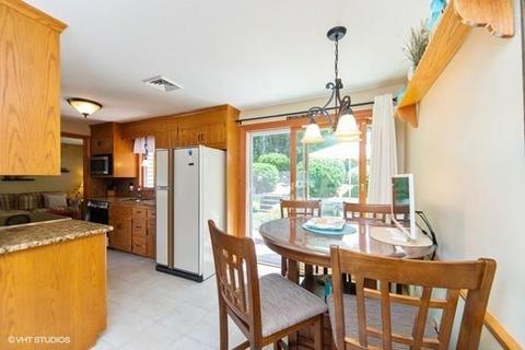 151 Blanan Dr, Chicopee, MA 01020 photo 3