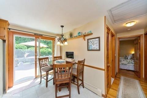 151 Blanan Dr, Chicopee, MA 01020 photo 10