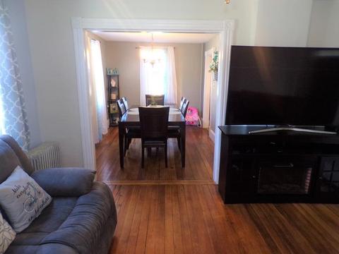 36 Frontenac St, Springfield, MA 01151 photo 8