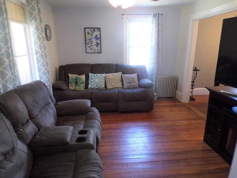 36 Frontenac St, Springfield, MA 01151 photo 9