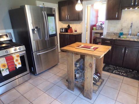 36 Frontenac St, Springfield, MA 01151 photo 3