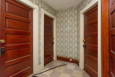24 Fairmont Ave, Worcester, MA 01604 photo 23